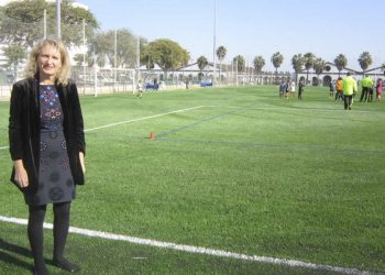 El Puerto. El campo de fútbol de El Juncal logra la certificación de calidad de FIFA por su nuevo césped artificial