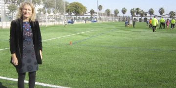 El Puerto. El campo de fútbol de El Juncal logra la certificación de calidad de FIFA por su nuevo césped artificial