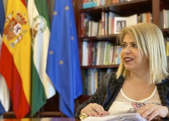 La alcaldesa afirma que “podemos aprender de esta situación y diseñar el Jerez que queremos vivir”