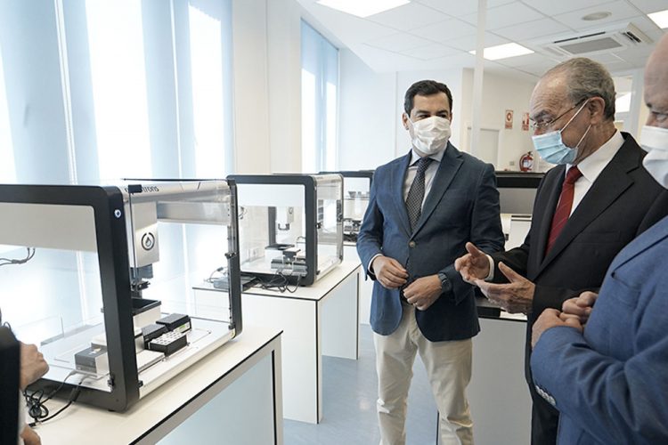 Andalucía amplía en casi 5.000 PCR diarias la detección del Covid-19 que realizarán dos estaciones robotizadas en Málaga y Sevilla