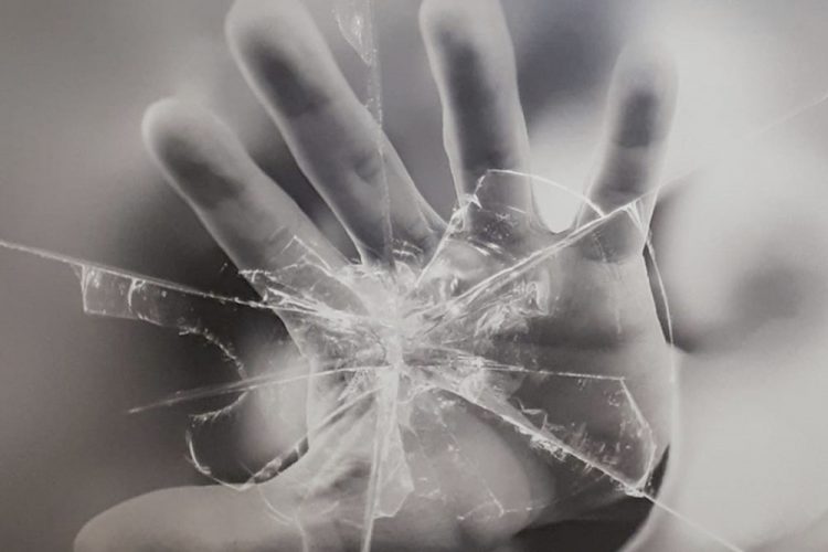 Los profesionales sanitarios contarán con una figura de acompañamiento en caso de agresión