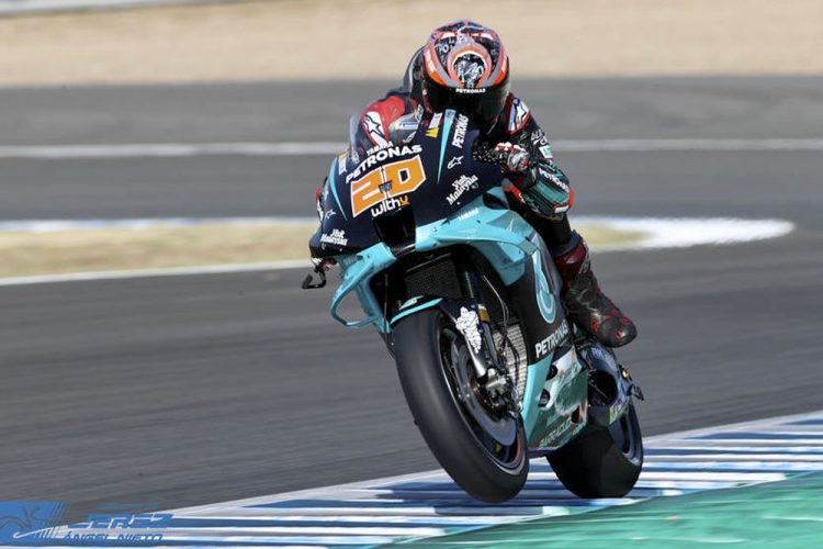 Fabio Quartararo, consigue la pole para el Gran Premio de España siendo Viñales y Márquez quienes lo acompañan en la primera fila de parrilla.