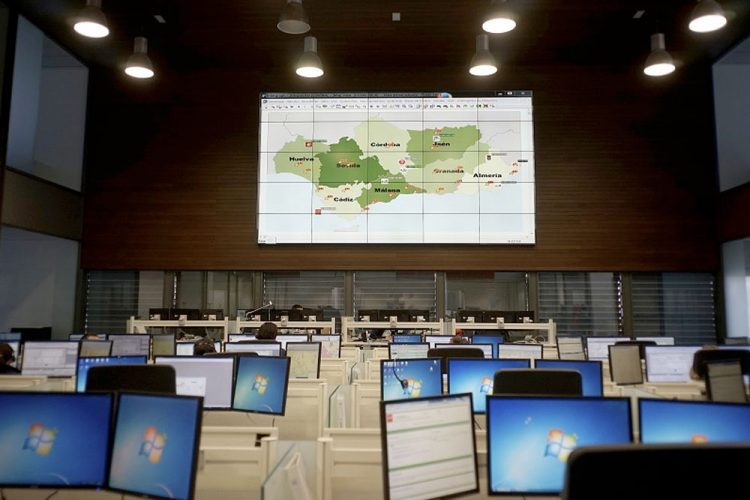 Heridas cinco personas que viajaban en una autocaravana al chocar con un camión en Casabermeja