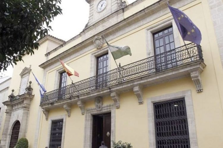 PP Jerez: “Mamen Sánchez actúa como dictadora y los demás partidos son cómplices”