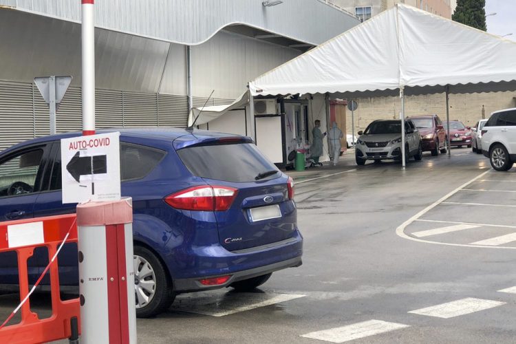 Colapso en el Auto-Covid