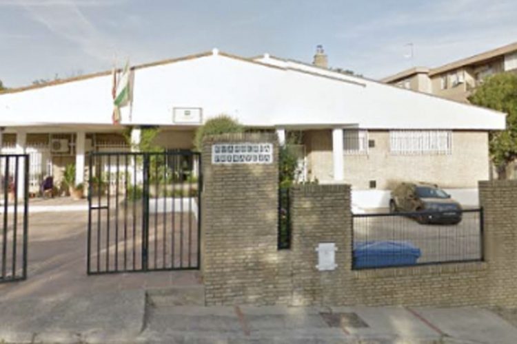 El COVID cierra el primer centro educativo en Jerez
