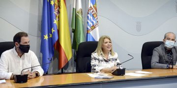 La alcaldesa presenta el documental ‘Bulería’ que convocará un casting para jóvenes flamencos