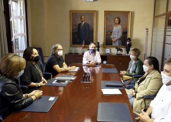 La próxima gala benéfica de la Real Escuela del Arte Ecuestre recaudará fondos para la AECC y Parkinson Jerez