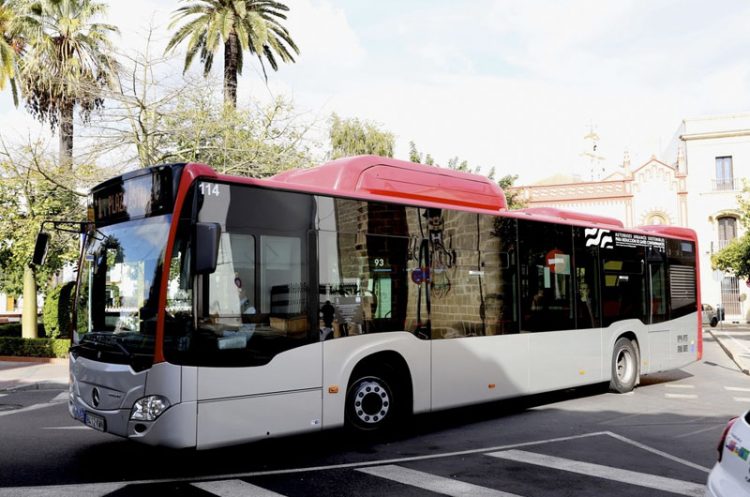 Autobuses gratis los viernes de noviembre y diciembre