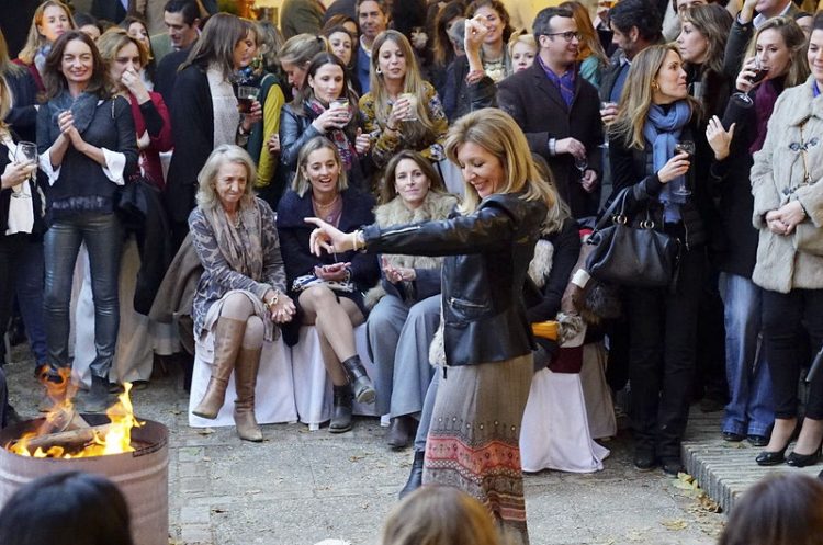 Las zambombas, cuesta abajo y sin frenos…