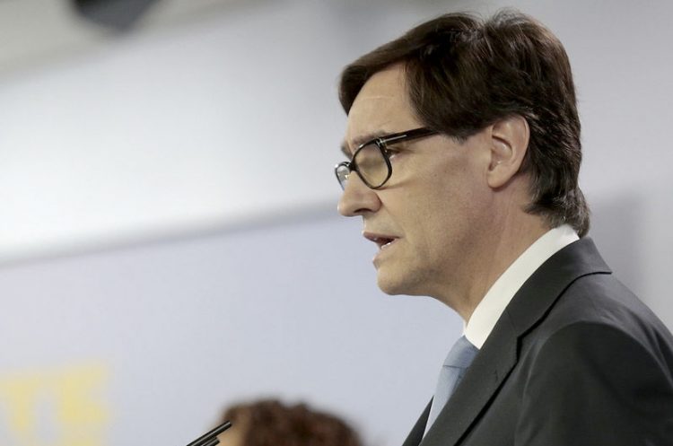 Mientras Asturias solicita el confinamiento y Andalucía lo ve factible, el gobierno central descarta el confinamiento domiciliario inminente