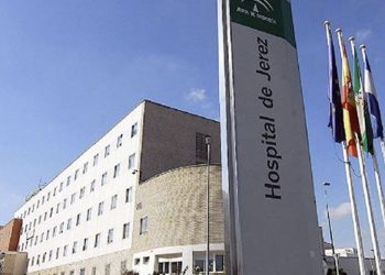 12 trabajadores de UCI del hospital de Jerez, positivos por COVID-19
