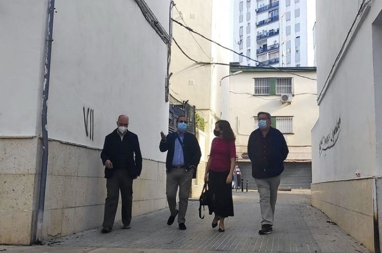 El Ayuntamiento inicia una campaña de puerta a puerta de apoyo al comercio de local de proximidad