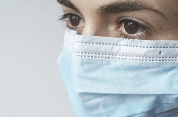 Se baja el IVA y el precio máximo de las mascarillas