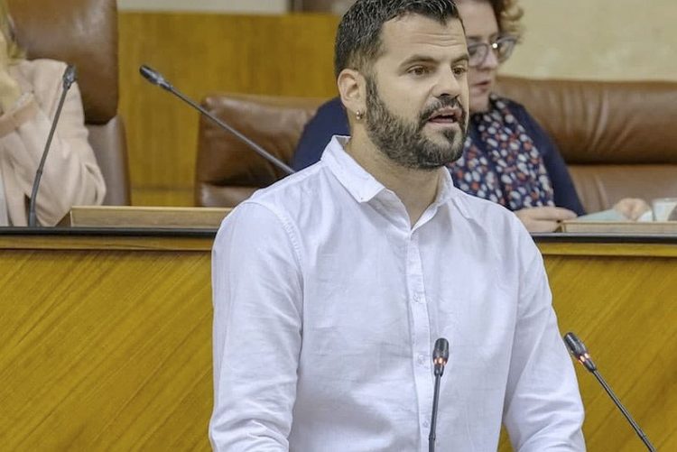 Adelante Andalucía denuncia el recorte de 14 millones a la RTVA y apoya las protestas del personal