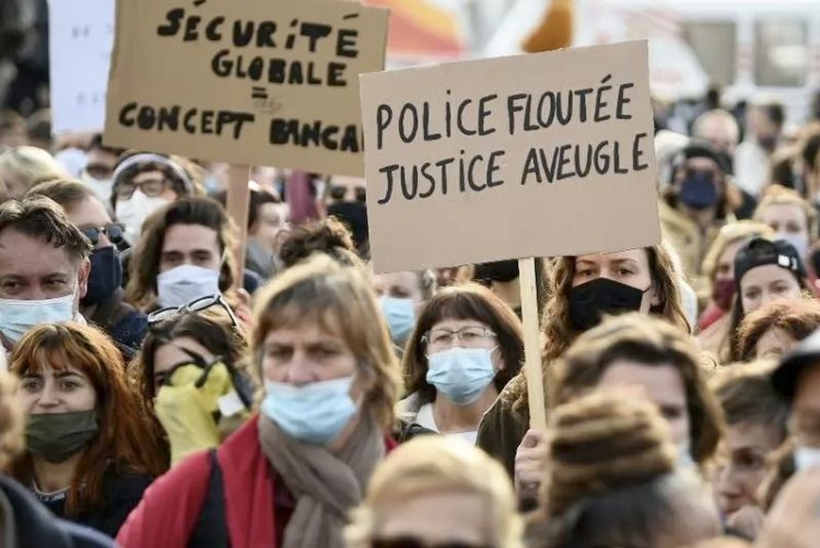 Nuevas movilizaciones multitudinarias en Francia contra la violencia policial y la «Ley de seguridad global»