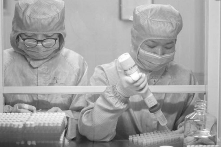 Vida humana vs. monopolios farmacéuticos