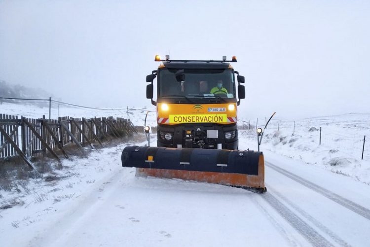 Emergencias 112 gestiona 603 incidencias en Andalucía por los efectos de la borrasca Filomena