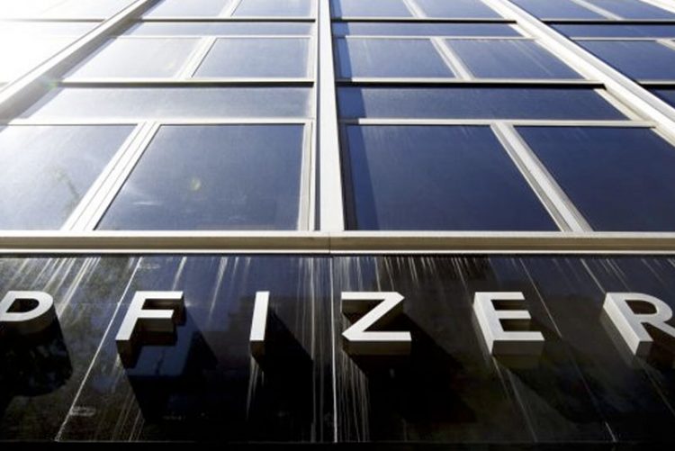 La U.E niega a sus propios eurodiputados el contrato con la farmacéutica Pfizer