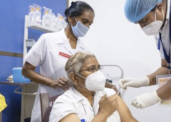 La OMS critica el egoísmo de los países ricos y las farmacéuticas frente a las vacunas del COVID-19