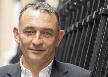 Enrique Santiago señala que la anterior “cúpula del PP, incluido Pablo Casado” debe comparecer en la ‘comisión Kitchen’ porque “no están por encima ni de la ley ni de las responsabilidades”