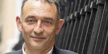 Enrique Santiago señala que la anterior “cúpula del PP, incluido Pablo Casado” debe comparecer en la ‘comisión Kitchen’ porque “no están por encima ni de la ley ni de las responsabilidades”