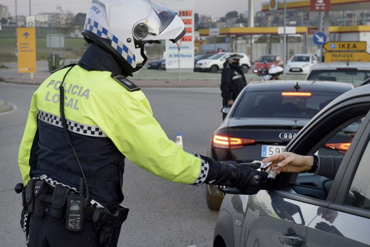 Policía Local interpone 221 denuncias este fin de semana por incumplimientos