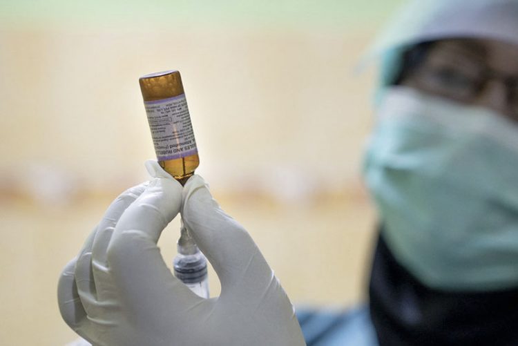 El director de la OMS defiende que “habrá suficientes vacunas contra el COVID-19 para todos”