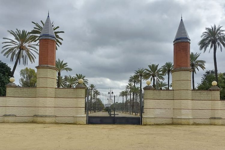 Convocada una concentración este domingo en el González Hontoria por afectados por las medidas anti-COVID