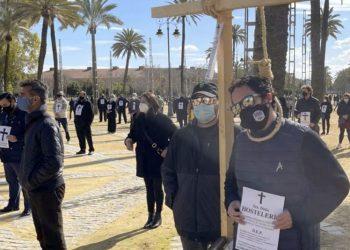 El González Hontoria se viste de luto en defensa del autónomo