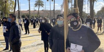 El González Hontoria se viste de luto en defensa del autónomo