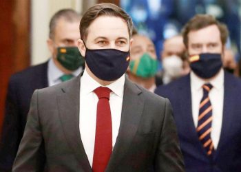 La Fiscalía abre una investigación contra Vox por delitos de odio tras su campaña «Stop Islamización»