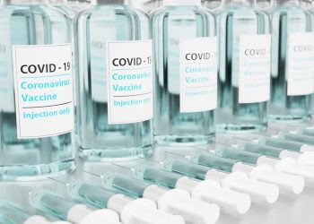 El PP gallego aprueba una proposición de Ley para hacer obligatoria la vacunación