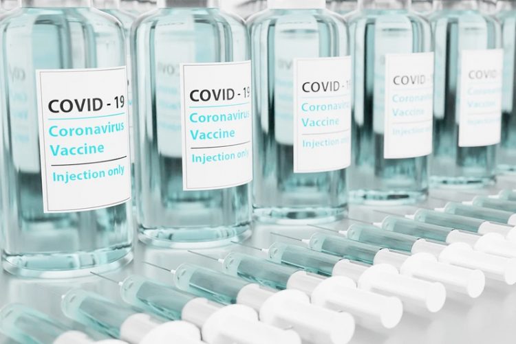 El PP gallego aprueba una proposición de Ley para hacer obligatoria la vacunación