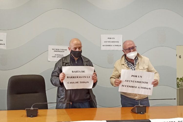 Collado reduce el problema de la comunidad sorda a una licitación