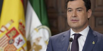 Juanma Moreno mantiene el cierre de las 8 provincias de Andalucía hasta después de Semana Santa