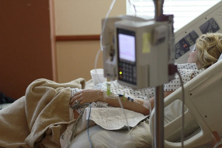 España se convierte en el quinto país del mundo en aprobar y regular una ley de eutanasia