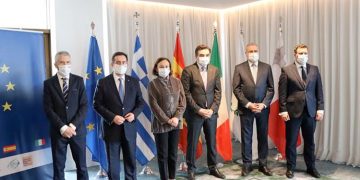 España, Italia, Grecia, Chipre y Malta reclaman a la UE que garantice un reparto equitativo de la responsabilidad en materia migratoria