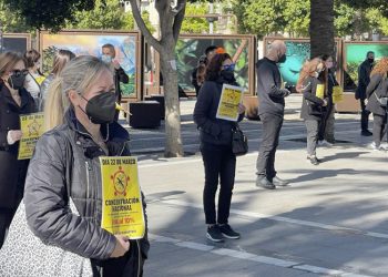 La protesta de las peluquerías para reclamar al PSOE la vuelta al IVA reducido se extiende y llega a 100 ciudades de toda España
