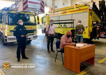 Firmado contrato de reforma del parque de bomberos de Jerez