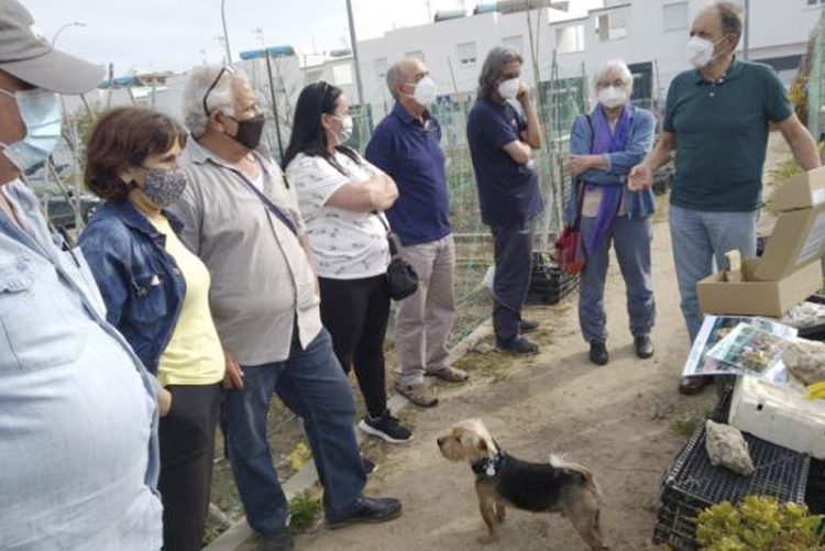 El Puerto: Ecologistas en Acción entrega semillas en los huertos urbanos de Caja de Aguas
