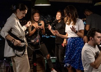 El COVID-19 no es una gripe y puede matar hasta jóvenes sanos, recuerda la OMS mientras aumentan los casos mundiales