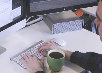 Ganemos propone un plan de transformación digital en el comercio de cercanía jerezano