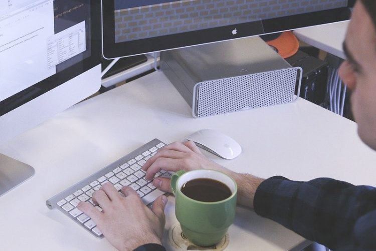 Ganemos propone un plan de transformación digital en el comercio de cercanía jerezano