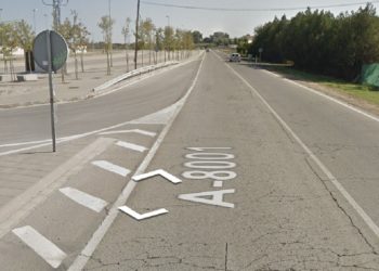 Muere un motorista tras chocar con un camión en La Rinconada