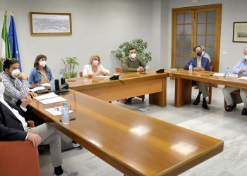 El piloto de SBK Jonathan Rea, Pedro Pacheco Herrera y los Comisarios del Circuito de Jerez-Ángel Nieto, premios del Motor Ciudad de Jerez 2021