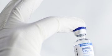 El Parlamento Europeo pide suspender las patentes de las vacunas contra la Covid-19