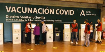 Este viernes se abre la autocita para vacunación covid a personas nacidas en 1986
