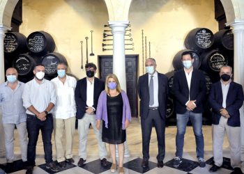 Recepción en el Ayuntamiento a la nueva directiva del Xerez Deportivo Fútbol Club