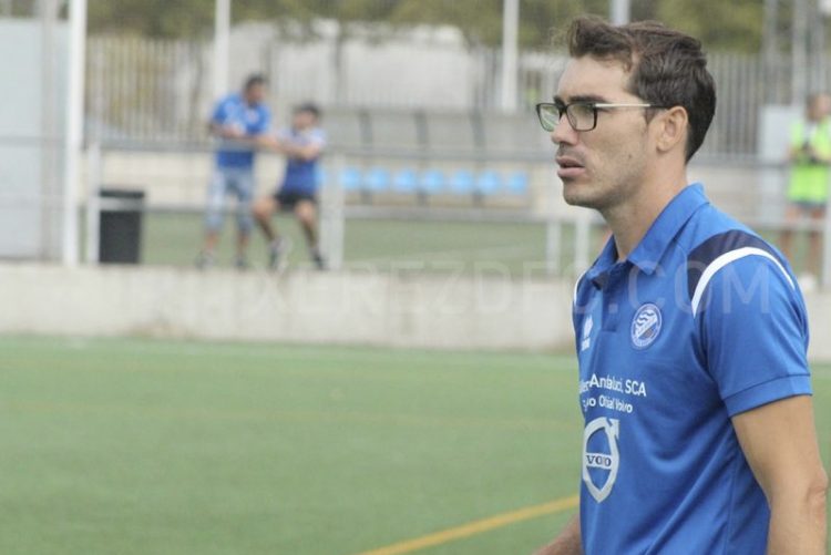 Francis afrontará su cuarta temporada al frente del Xerez B